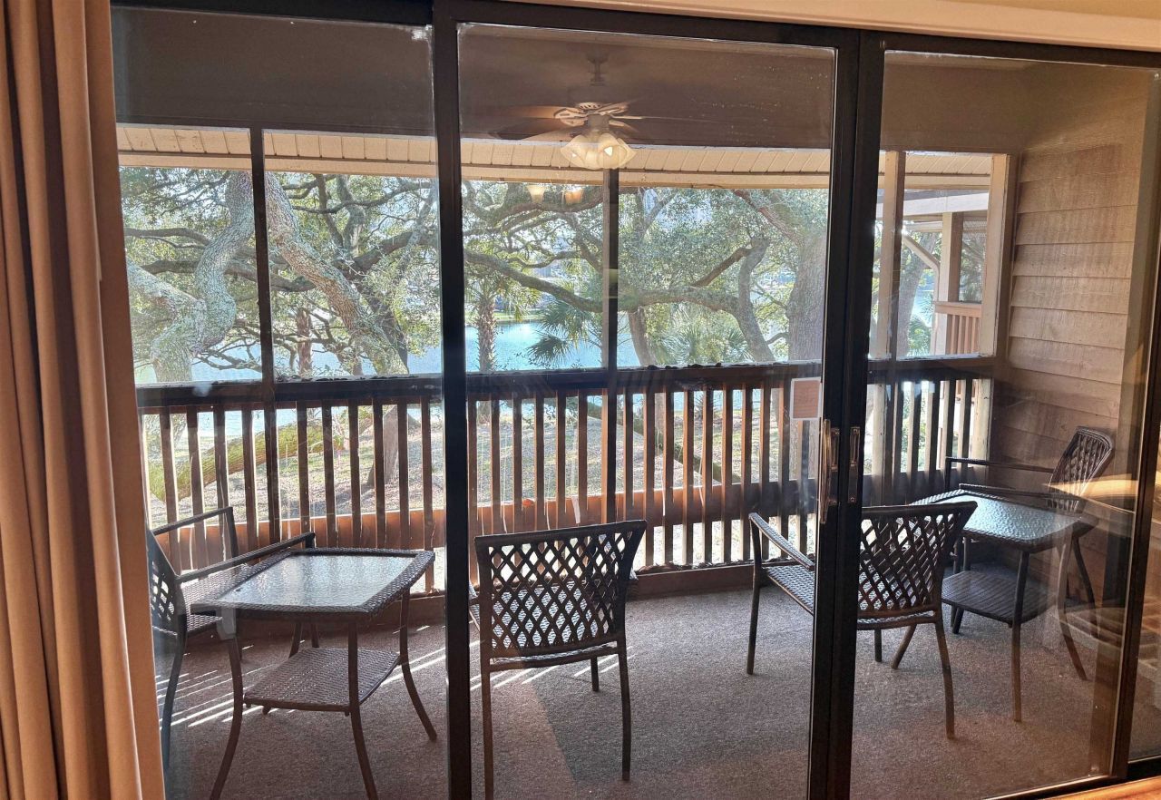 410 Melrose Pl. Photo 7