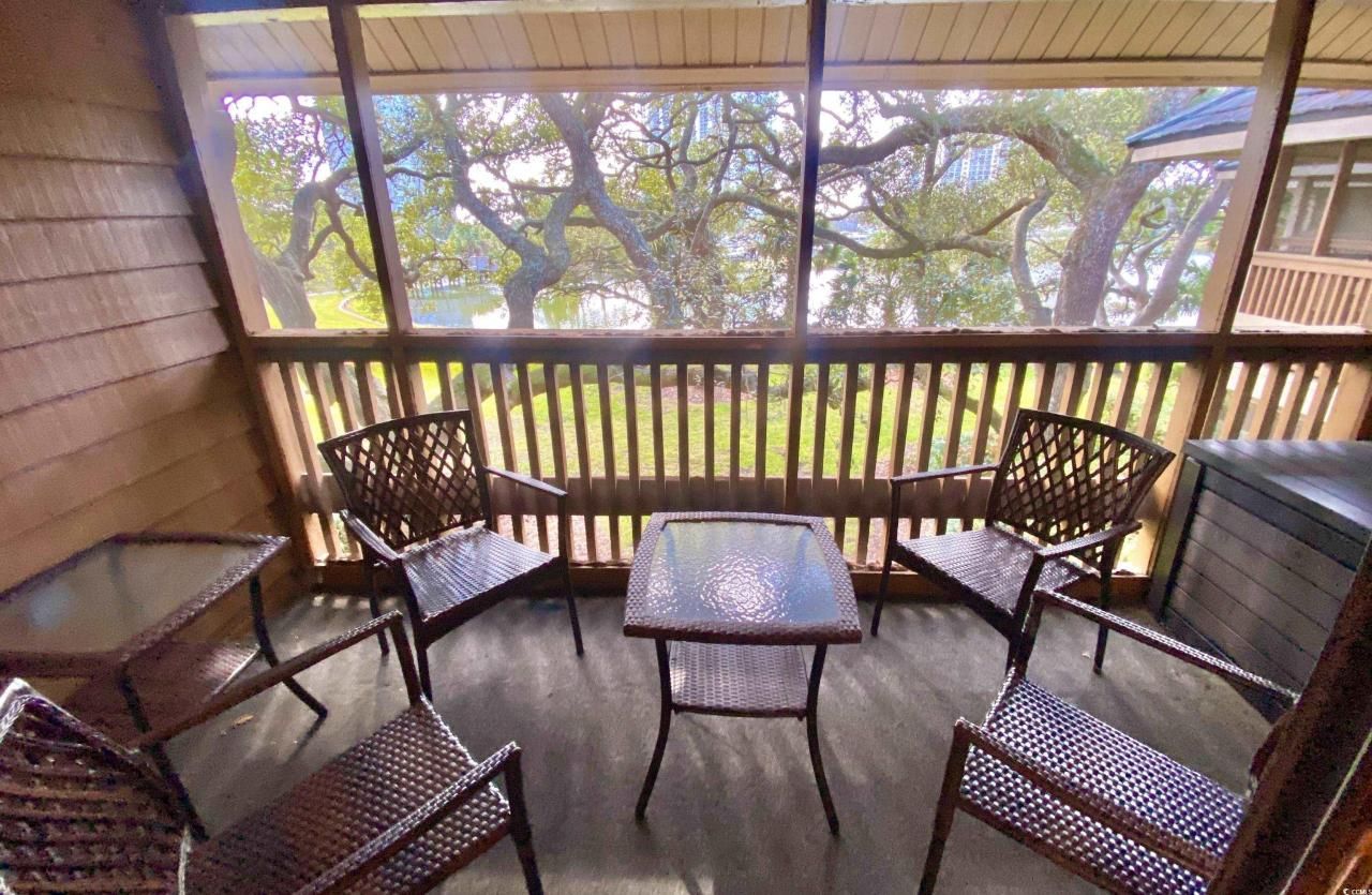 410 Melrose Pl. Photo 8