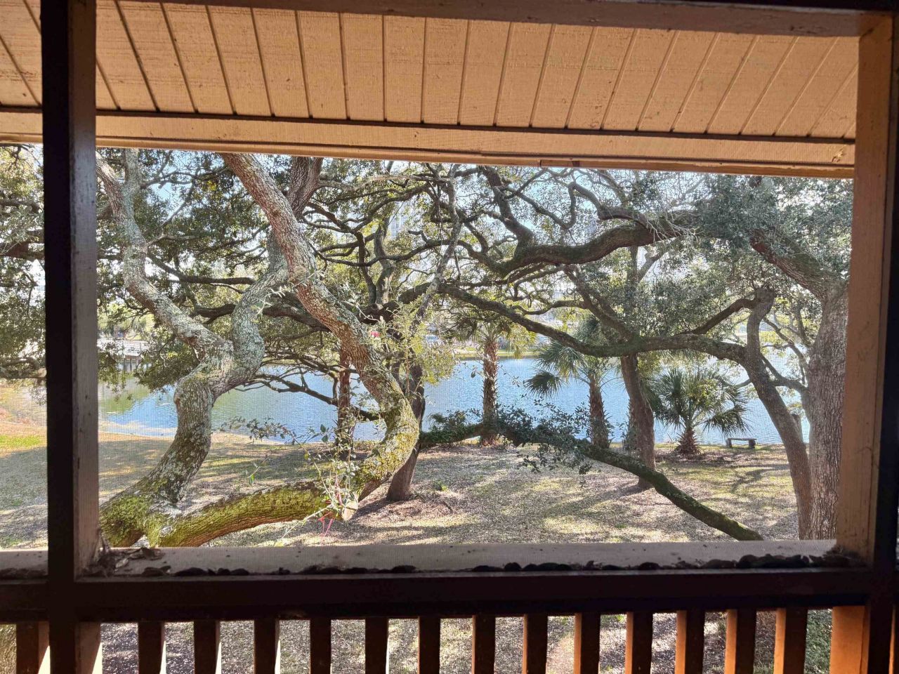 410 Melrose Pl. Photo 9