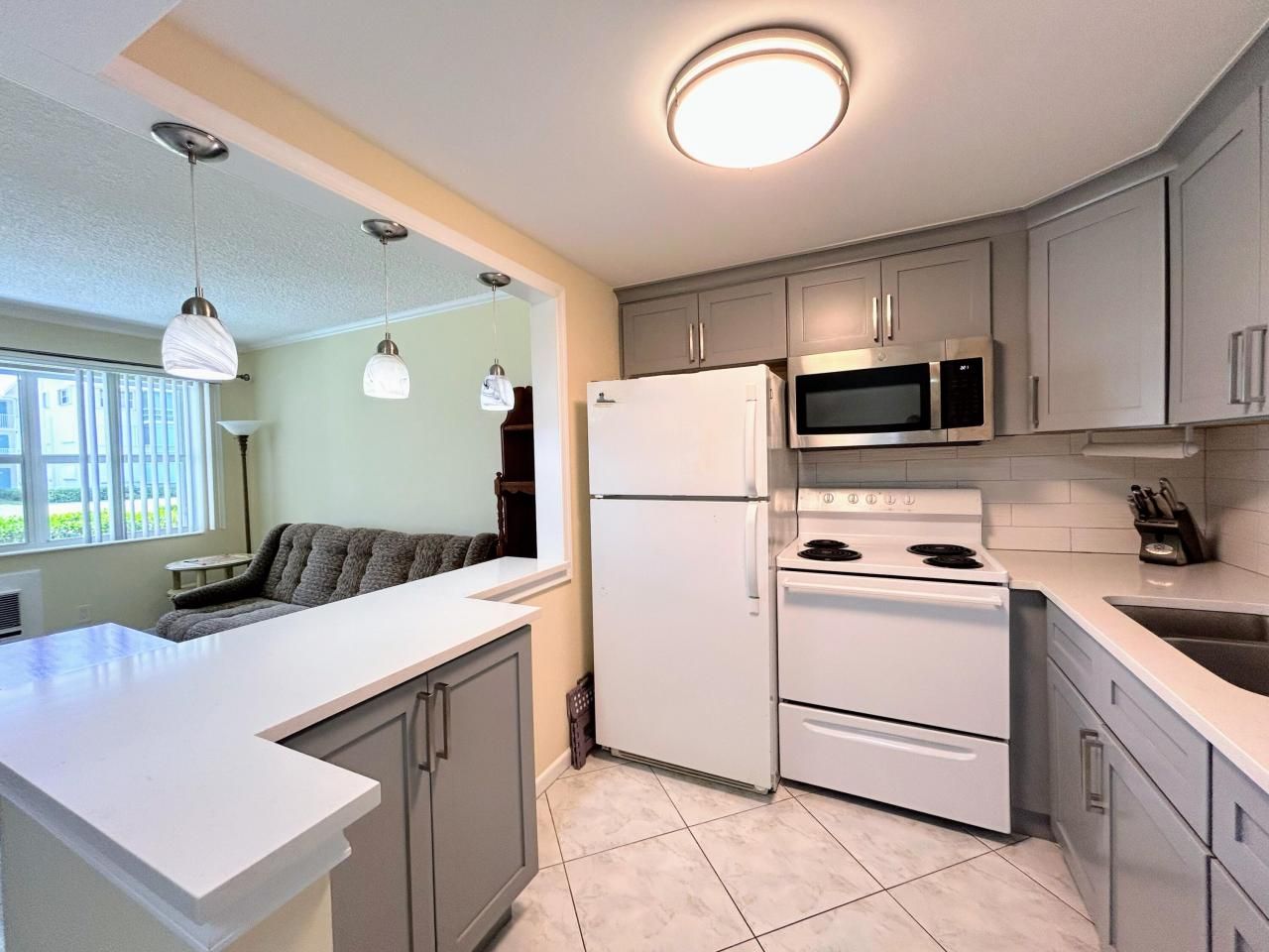 350 Horizons E, Unit 106, Boynton Beach, FL 33435 Photo