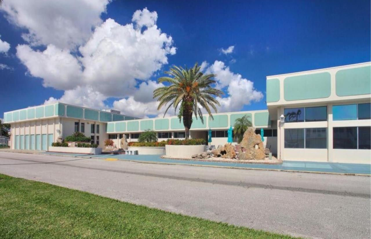 350 Horizons E, Unit 106, Boynton Beach, FL 33435 Photo