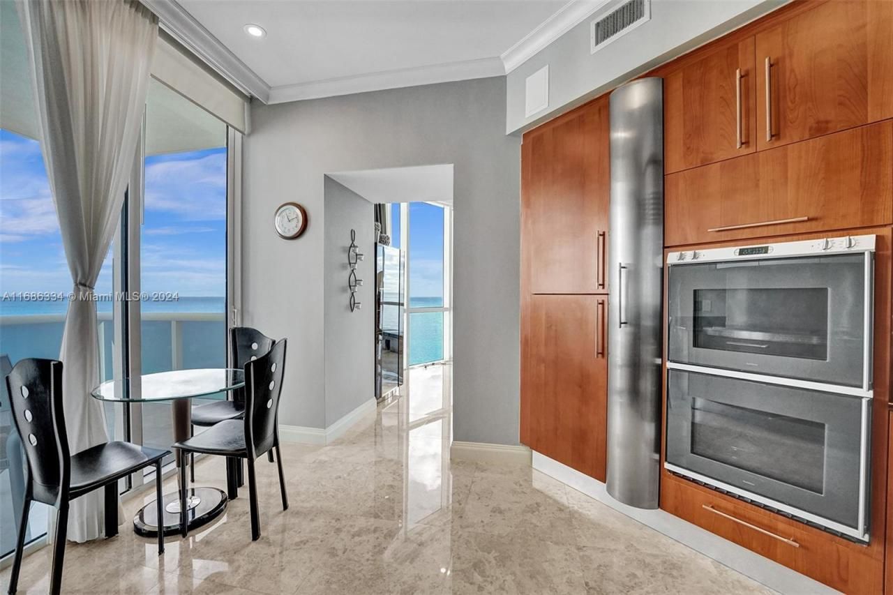 18101 Collins Ave, Unit 3409, Sunny Isles Beach, FL 33160 Photo