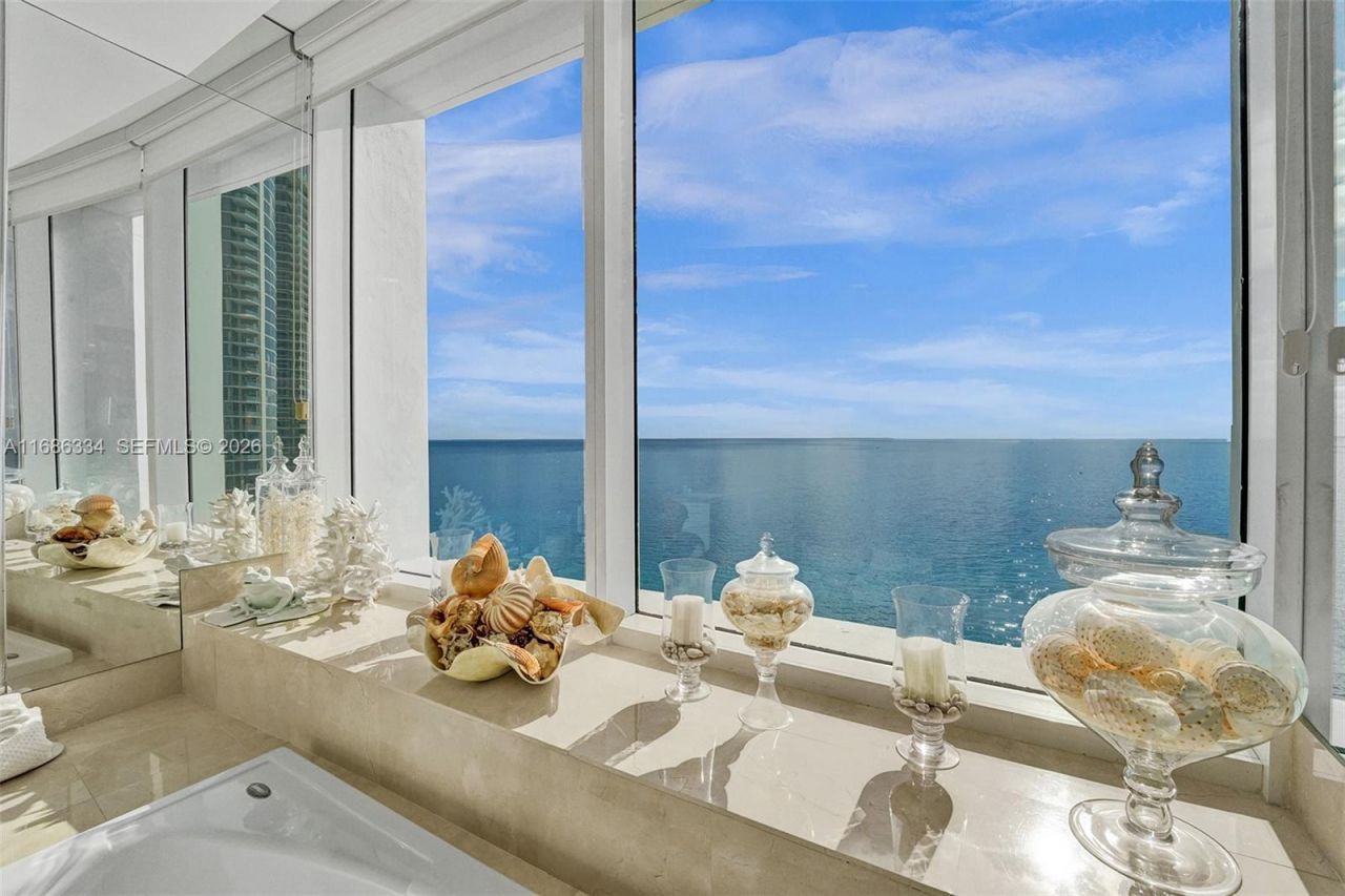 18101 Collins Ave, Unit 3409, Sunny Isles Beach, FL 33160 Photo
