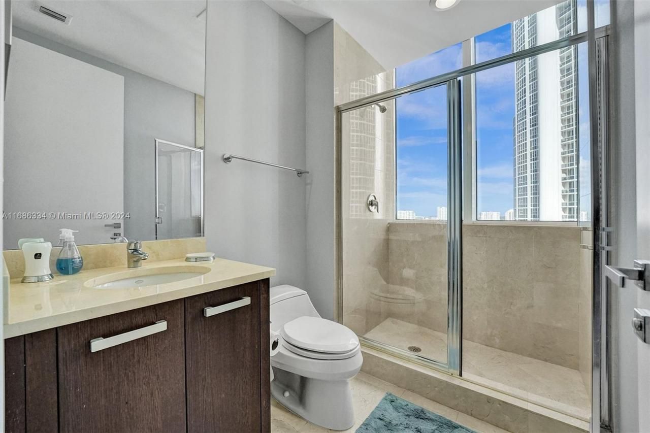 18101 Collins Ave, Unit 3409, Sunny Isles Beach, FL 33160 Photo