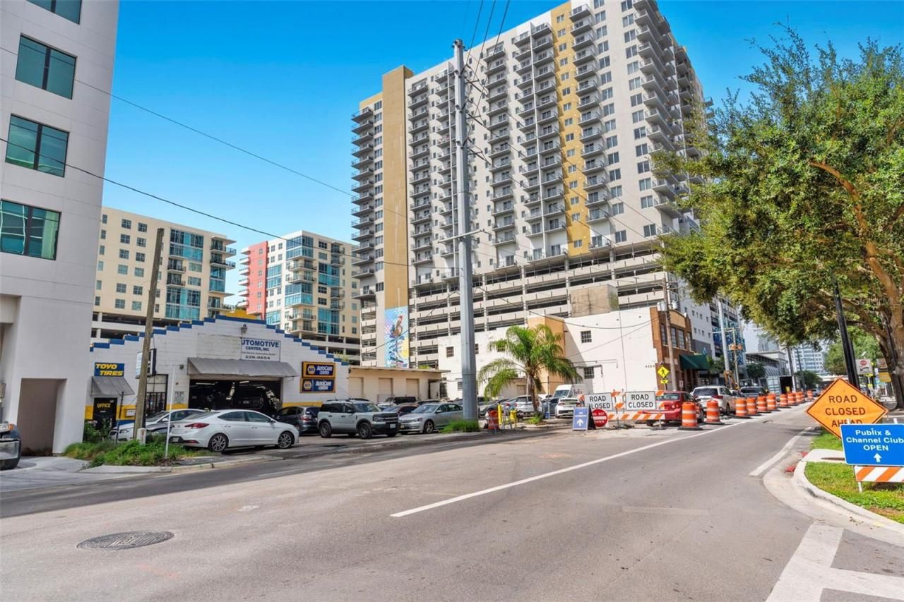 1121 E Twiggs Street, Tampa, FL 33602 Photo