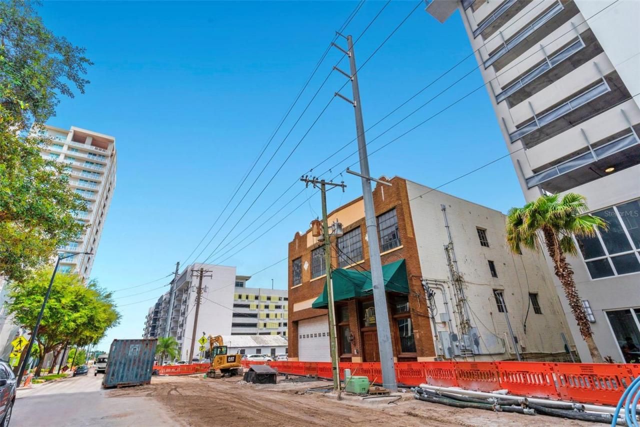 1121 E Twiggs Street, Tampa, FL 33602 Photo