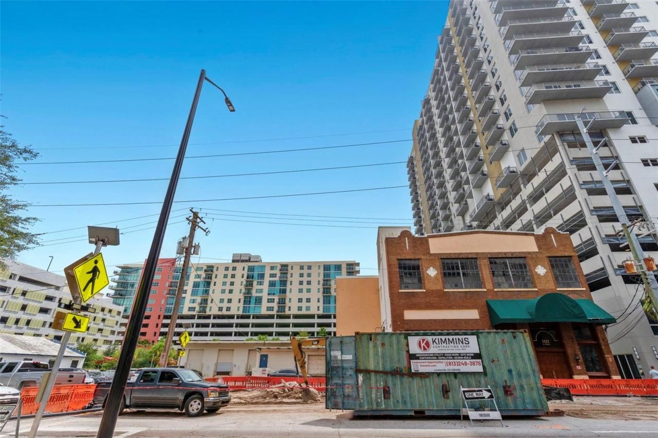 1121 E Twiggs Street, Tampa, FL 33602 Photo