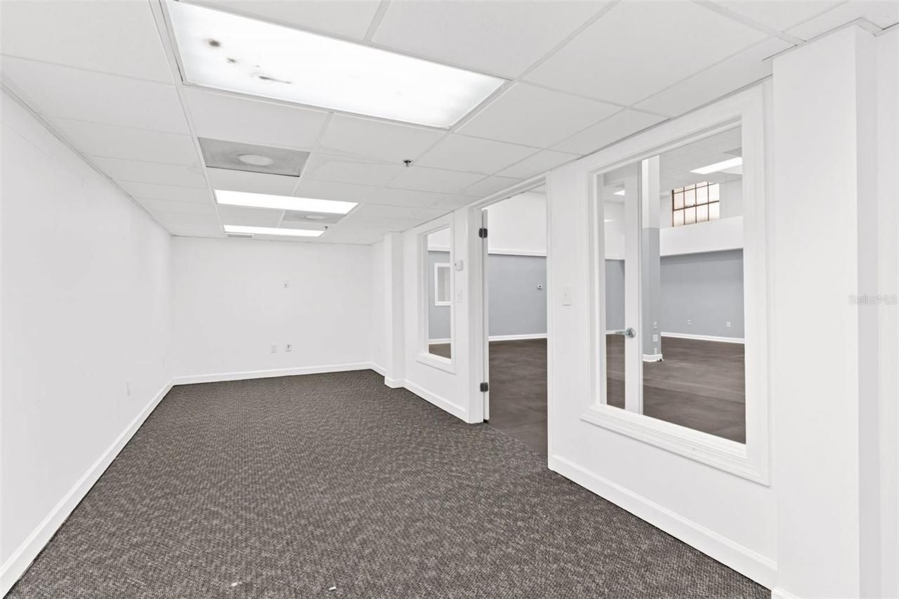 1121 E Twiggs Street, Tampa, FL 33602 Photo