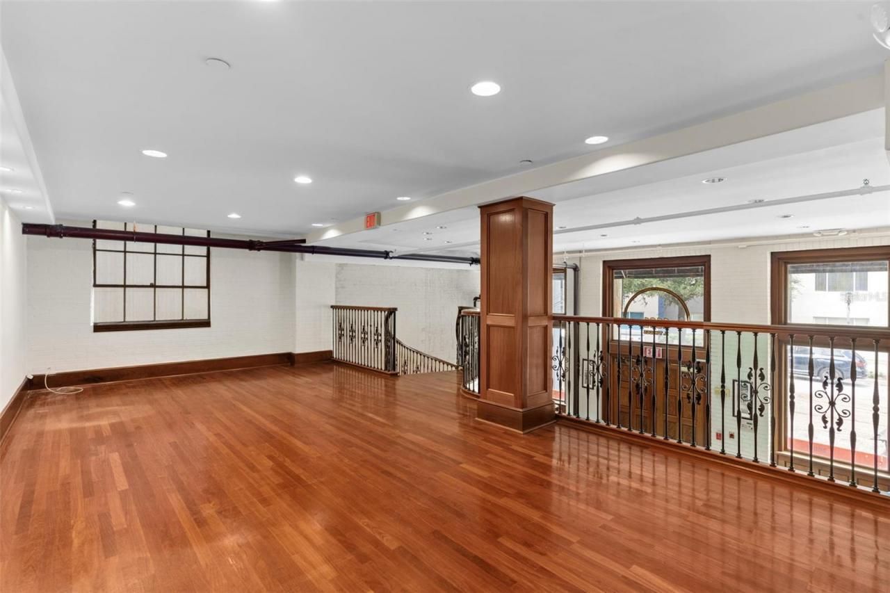 1121 E Twiggs Street, Tampa, FL 33602 Photo