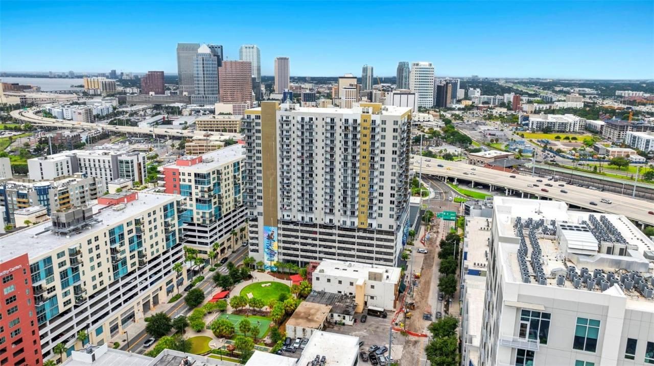 1121 E Twiggs Street, Tampa, FL 33602 Photo