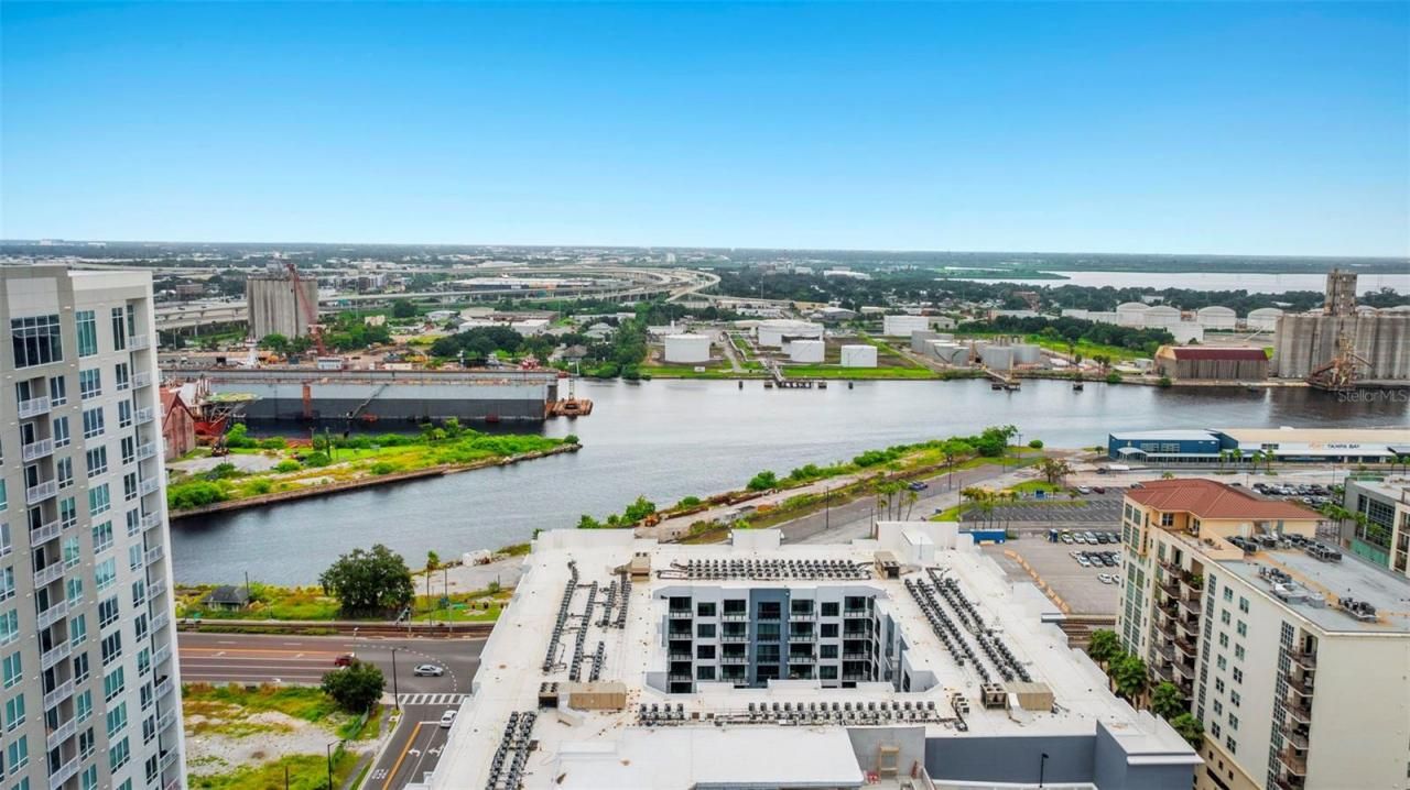 1121 E Twiggs Street, Tampa, FL 33602 Photo