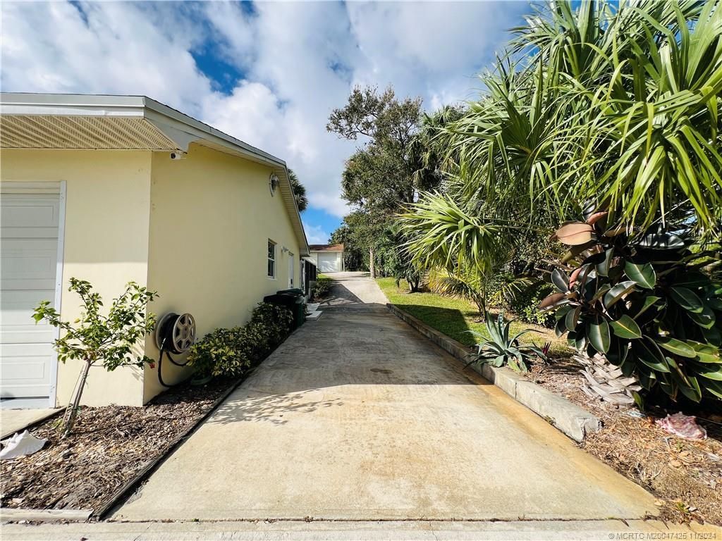 12845 S Indian River Drive, Jensen Beach, FL 34957 Photo