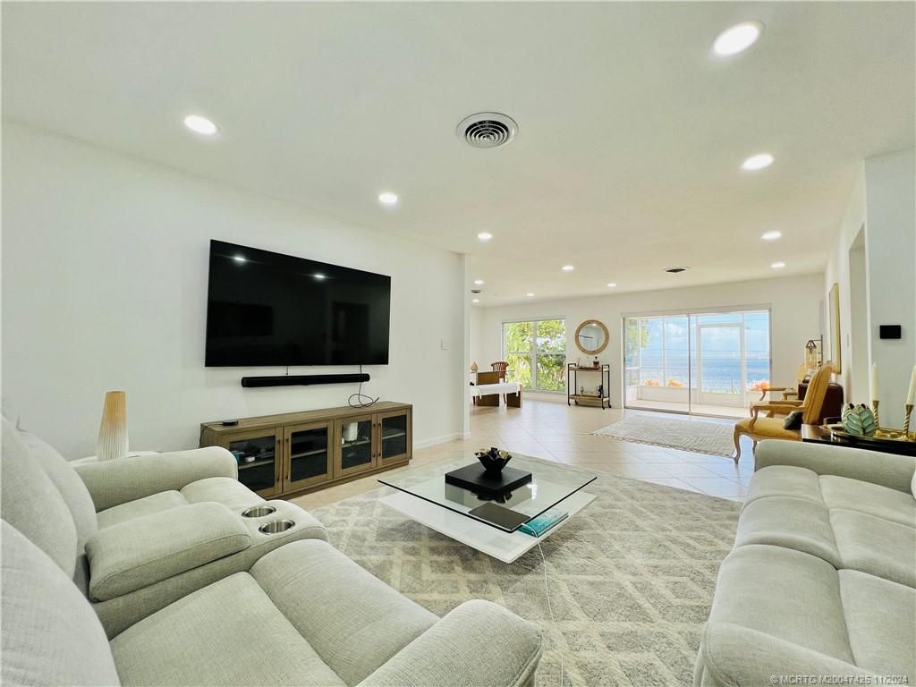 12845 S Indian River Drive, Jensen Beach, FL 34957 Photo