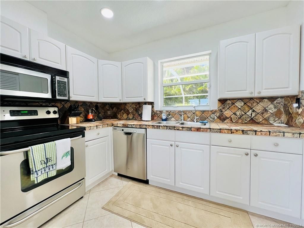 12845 S Indian River Drive, Jensen Beach, FL 34957 Photo