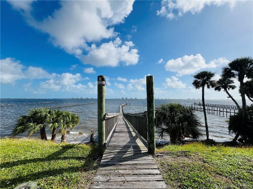 12845 S Indian River Drive, Jensen Beach, FL 34957 Photo