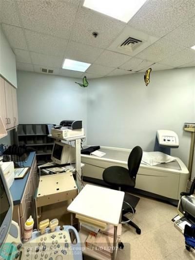 2401 Frist Boulevard, Unit 1-2, Fort Pierce, FL 34950 Photo