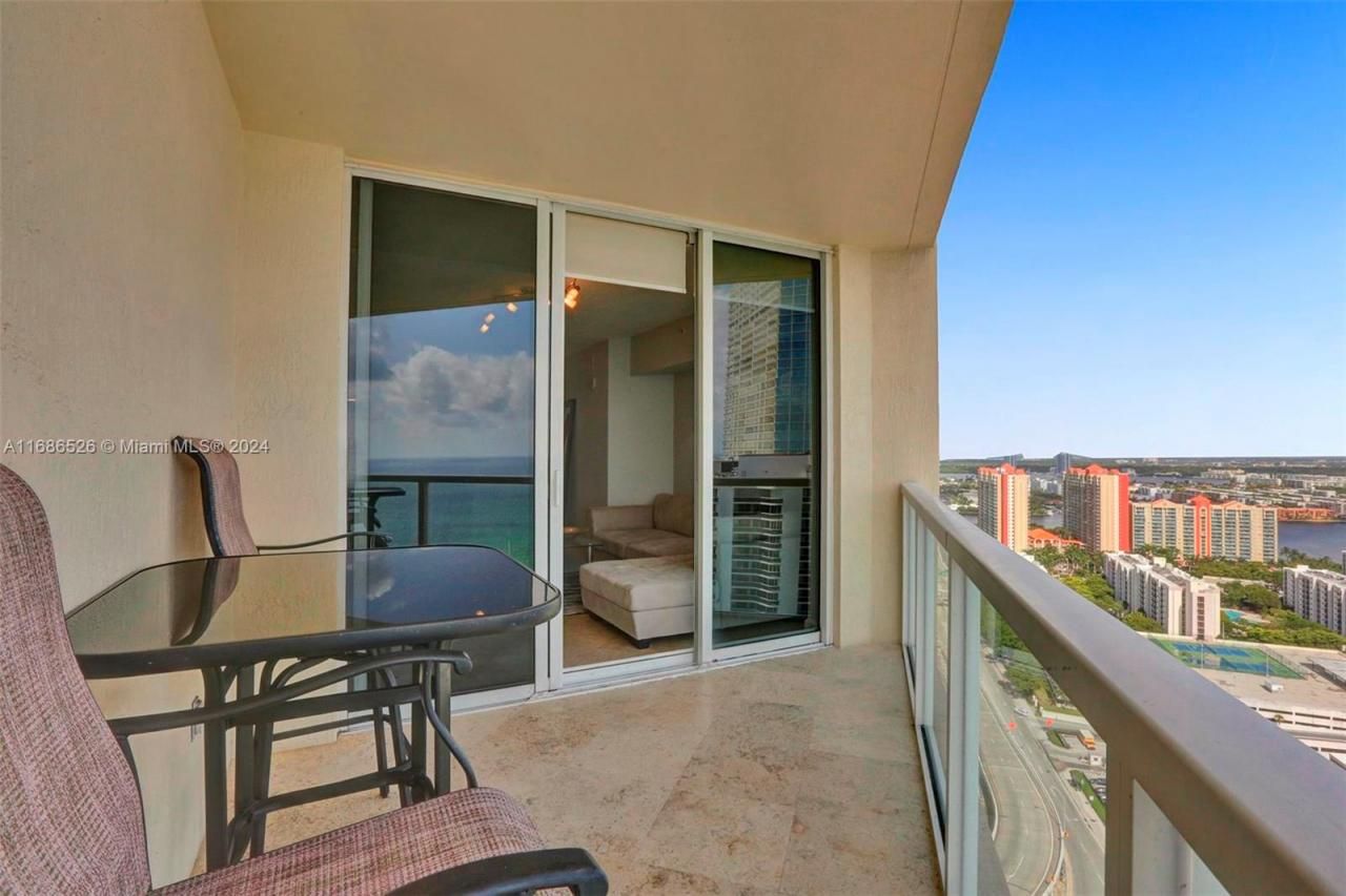 16699 Collins Av, Unit 3105, Sunny Isles Beach, FL 33160 Photo
