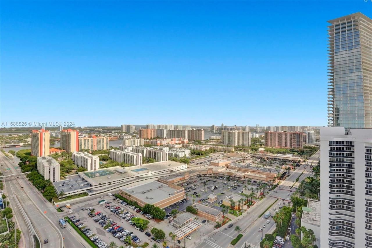 16699 Collins Av, Unit 3105, Sunny Isles Beach, FL 33160 Photo