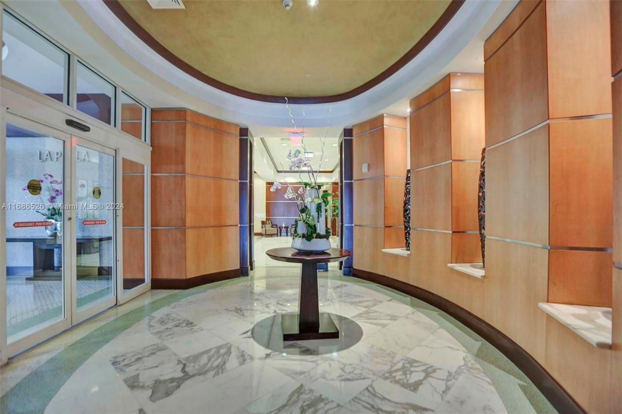 16699 Collins Av, Unit 3105, Sunny Isles Beach, FL 33160 Photo