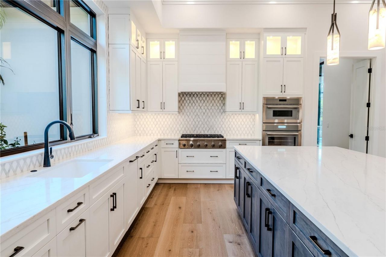 1802 Field Road, Sarasota, FL 34231 Photo