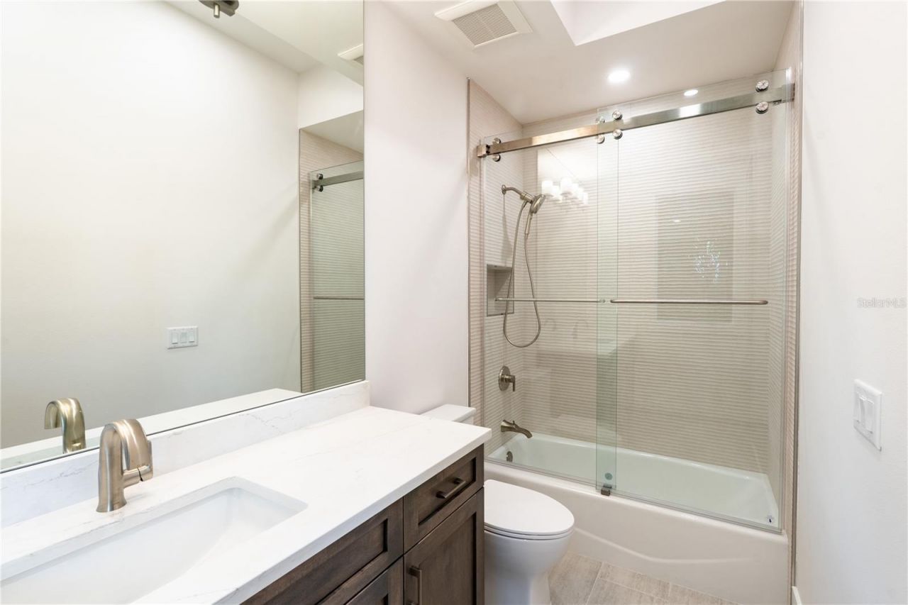 1802 Field Road, Sarasota, FL 34231 Photo