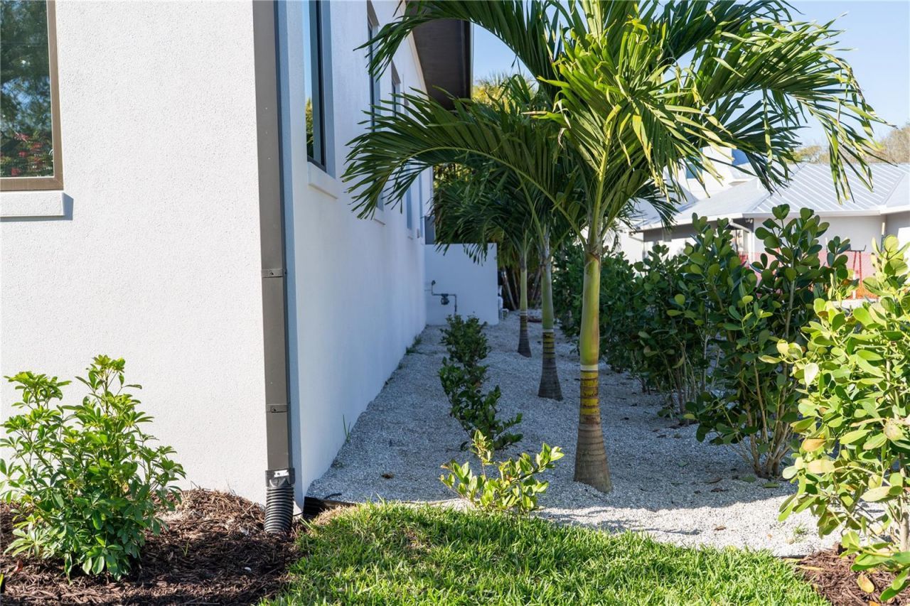 1802 Field Road, Sarasota, FL 34231 Photo