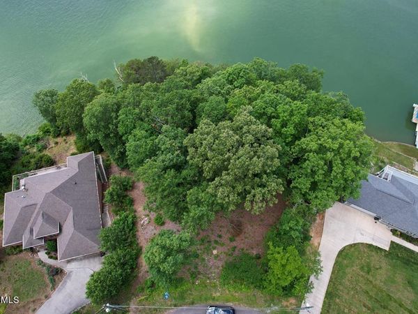 1147 Lakefront Place, White Pine, TN 37890