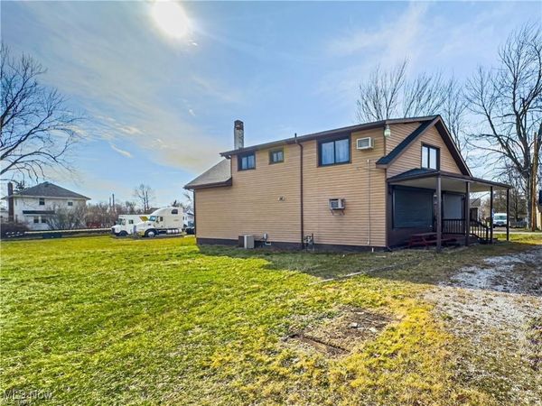 3120 Albrecht Avenue, Akron, OH 44312