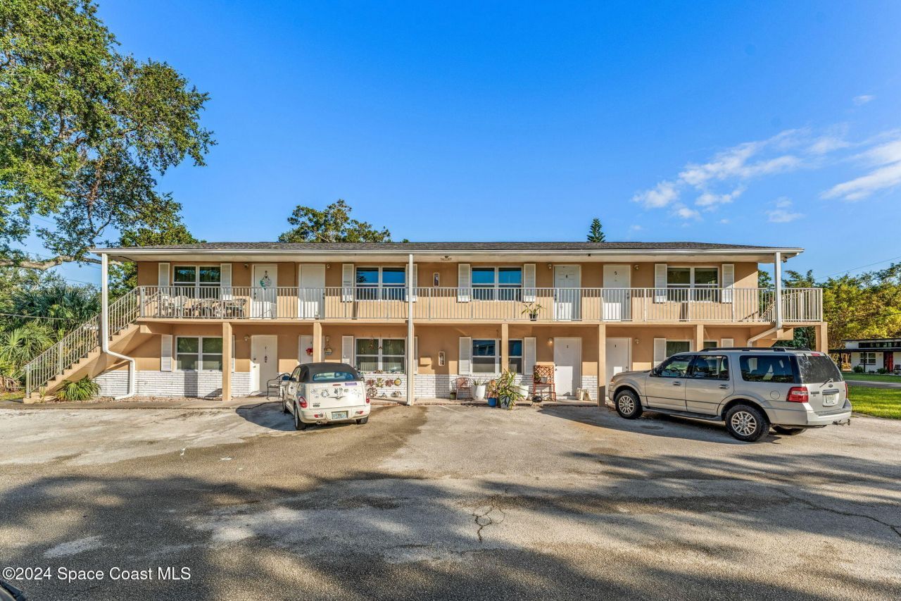 89 NW Irwin Avenue, Melbourne, FL 32904 Photo