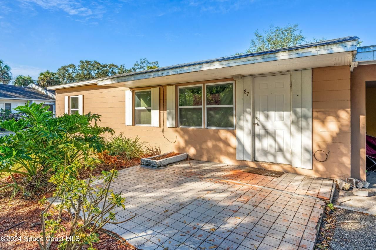 89 NW Irwin Avenue, Melbourne, FL 32904 Photo