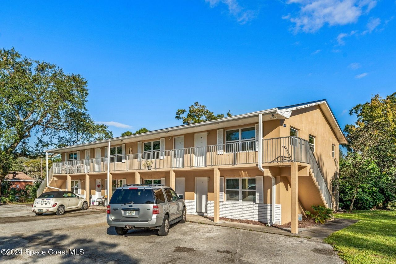 89 NW Irwin Avenue, Melbourne, FL 32904 Photo