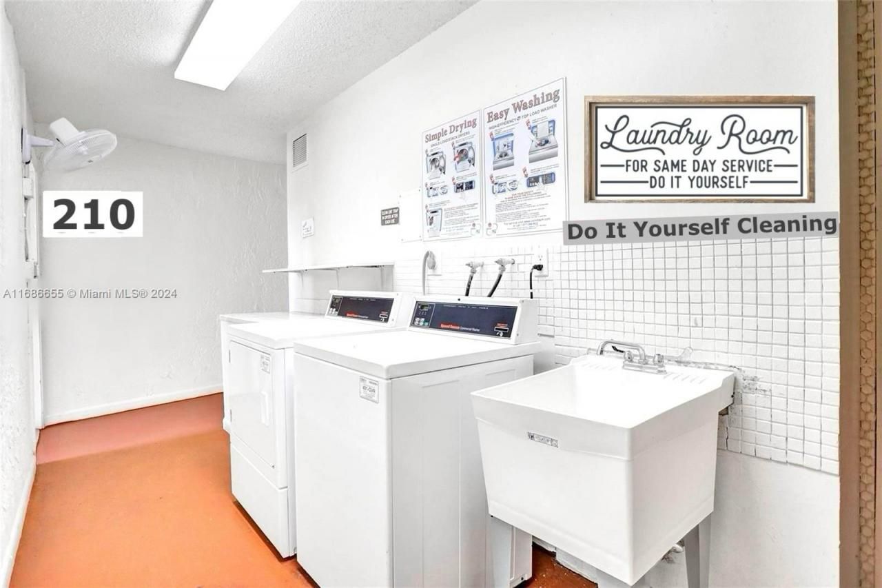 671 S Hollybrook Dr, Unit 210, Pembroke Pines, FL 33025 Photo