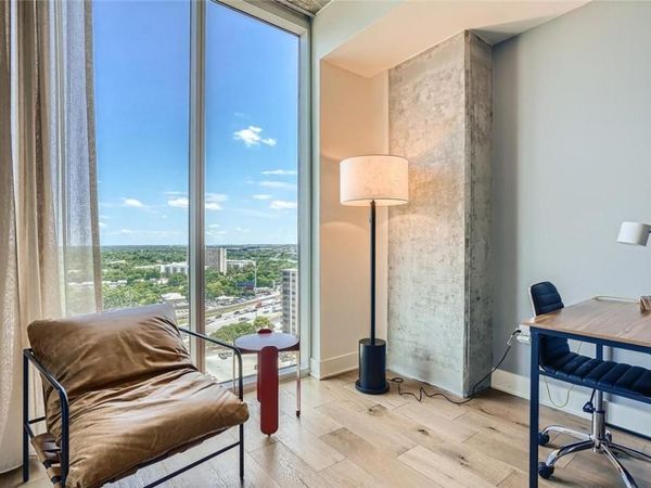48 E Unit 1806 Ave, Austin, TX 78701