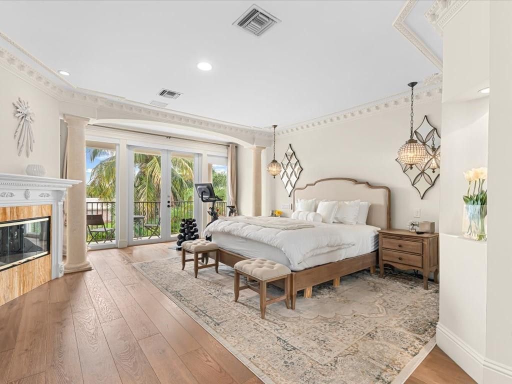 3030 NE 45th Street, Fort Lauderdale, FL 33308 Photo