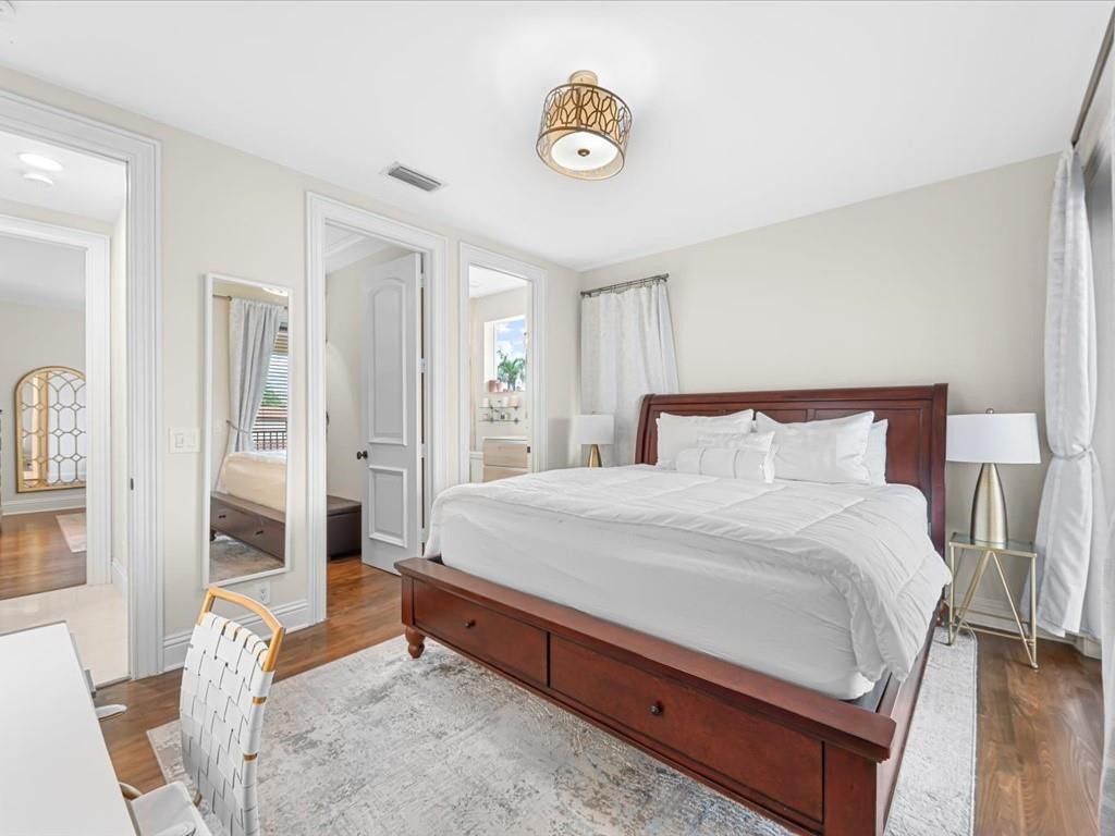 3030 NE 45th Street, Fort Lauderdale, FL 33308 Photo