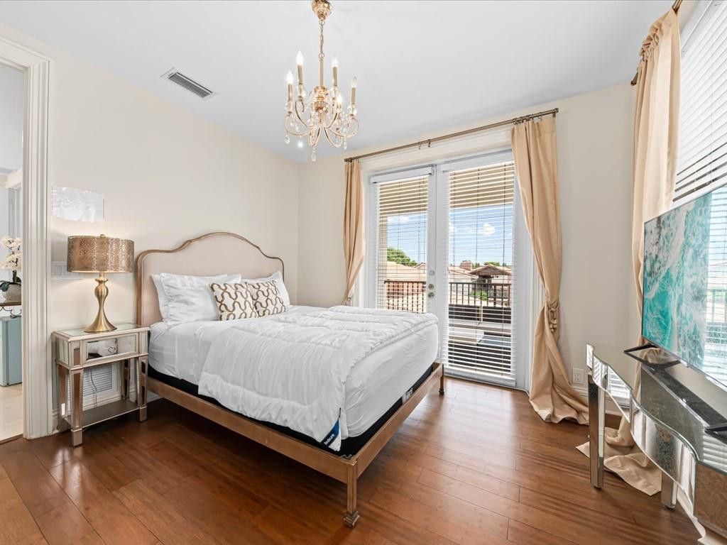 3030 NE 45th Street, Fort Lauderdale, FL 33308 Photo