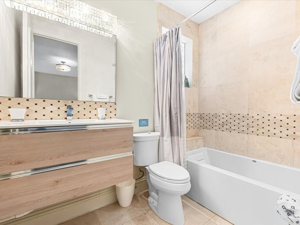 3030 NE 45th Street, Fort Lauderdale, FL 33308 Photo