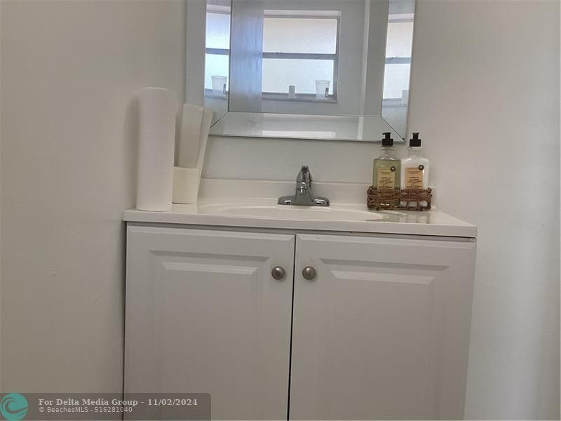 1710 NE 191st Street, Miami, FL 33179 Photo