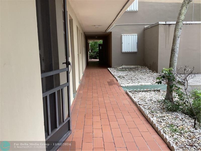 1710 NE 191st Street, Miami, FL 33179 Photo