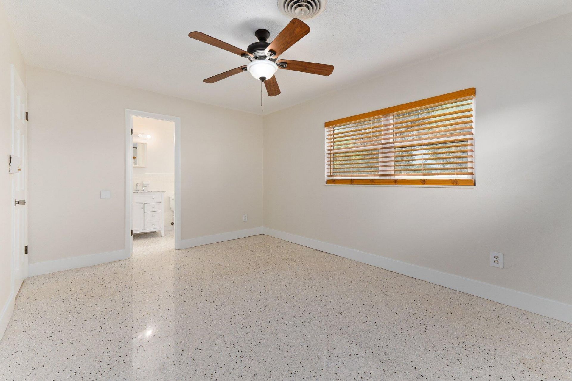 1154 Bayshore Drive, Fort Pierce, FL 34949 Photo