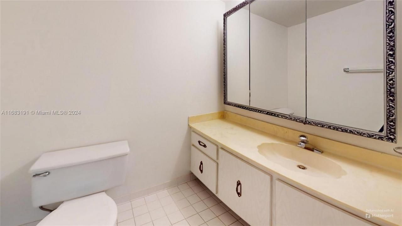 600 Three Islands Blvd, Unit 1716, Hallandale Beach, FL 33009 Photo