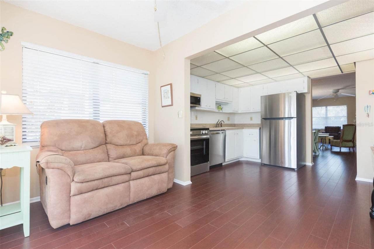 315 30 Avenue W, Unit B201, Bradenton, FL 34205 Photo