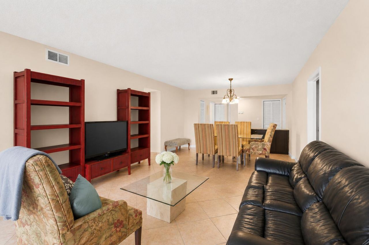 7410 Woodmont Terrace, Unit 109, Tamarac, FL 33321 Photo