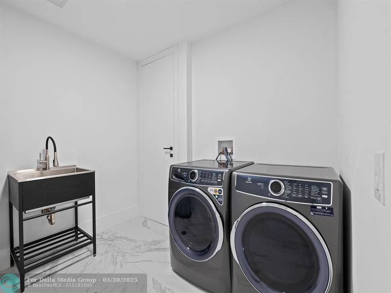 160 Isle Of Venice Drive, Unit 301, Fort Lauderdale, FL 33301 Photo