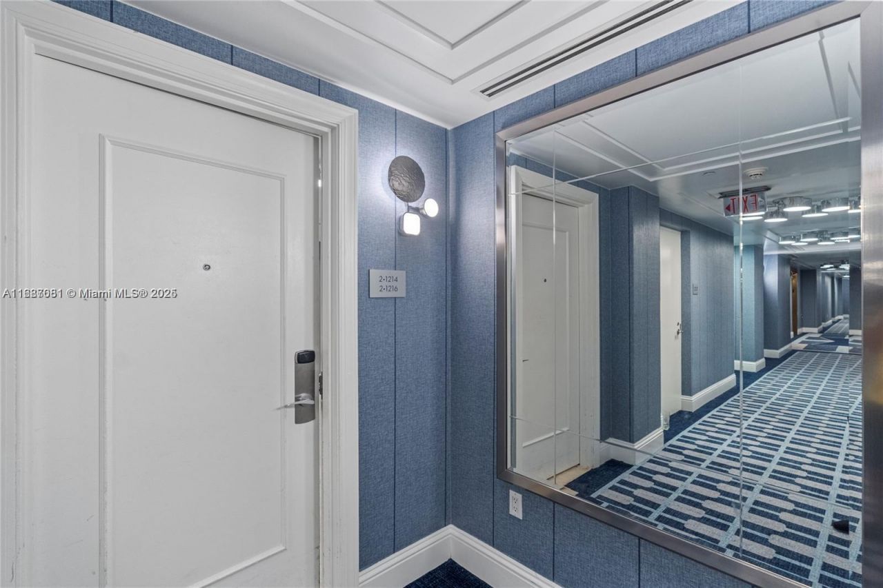 4401 Collins Av, Unit 1214, Miami Beach, FL 33140 Photo