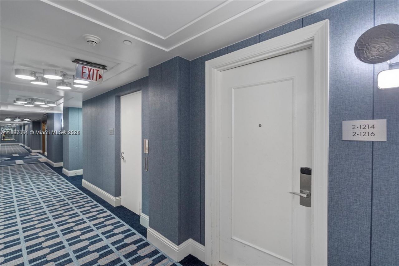 4401 Collins Av, Unit 1214, Miami Beach, FL 33140 Photo