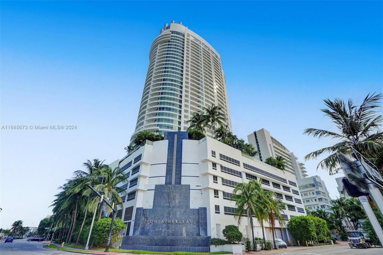 4391 Collins Ave, Unit 915, Miami Beach, FL 33140 Photo