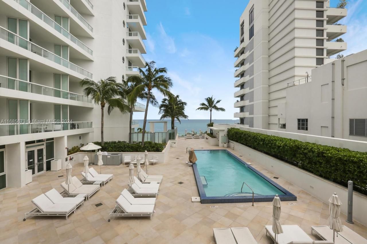 4391 Collins Ave, Unit 915, Miami Beach, FL 33140 Photo
