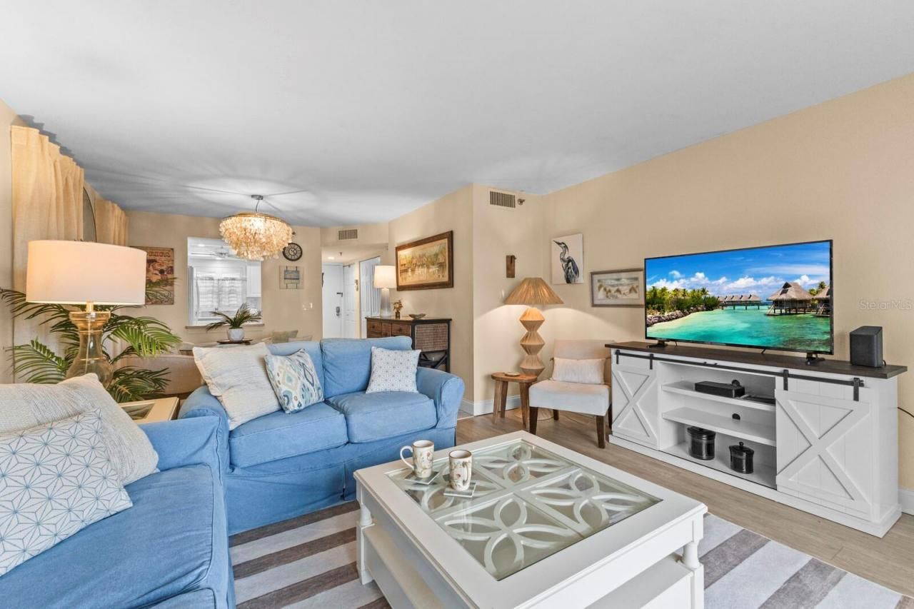 1001 Benjamin Franklin Drive, Unit 512, Sarasota, FL 34236 Photo