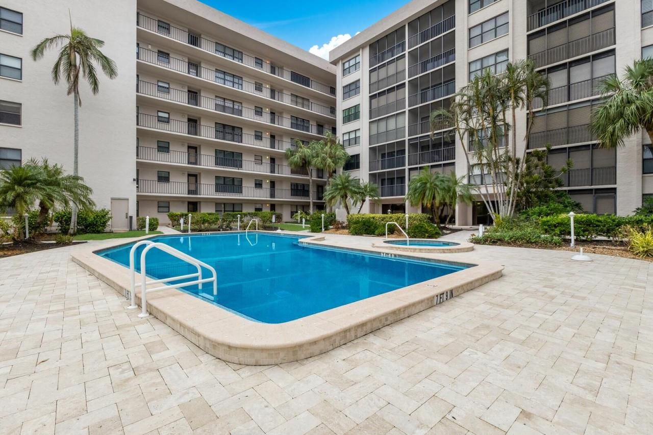 1001 Benjamin Franklin Drive, Unit 512, Sarasota, FL 34236 Photo